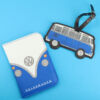Kép 1/4 - ajándék; Volkswagen, bőröndfül, útlevéltartó, utazás;  lifetrend.hu; VW