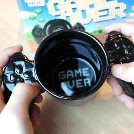 ajándék; lifetrend.hu; bögre, gamer, játékos